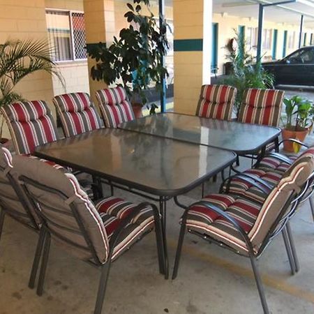 Cedar Lodge Motel Townsville Eksteriør bilde