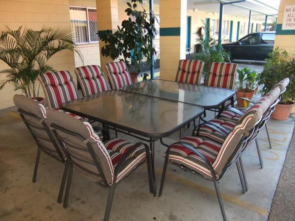 Cedar Lodge Motel Townsville Eksteriør bilde